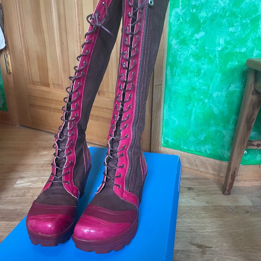 John Fluevog Jazzy Knee-High Pink Platform Lace-Up  Boots Sz 10 - Picture 3 of 8
